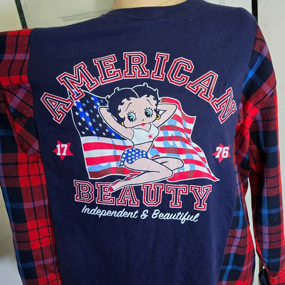 Upcycled Betty Boop America red tshirt plaid‎ flannel OS - Picture 6 of 6